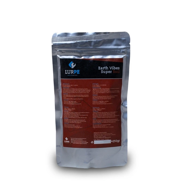 hemportlurpe-earth-vibes-supersoil-250gr Silver stand-up resealable pouch with a red label that reads 'LURPE Earth Vibes Super Soil'.